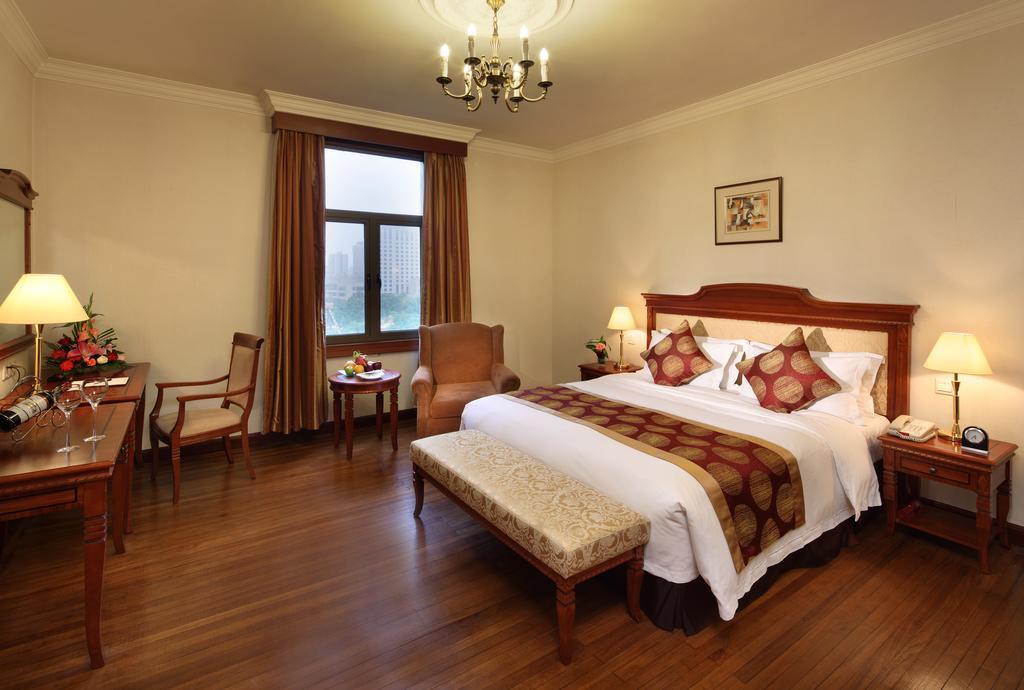 Jin Jiang Pacific Hotel Шанхай Экстерьер фото