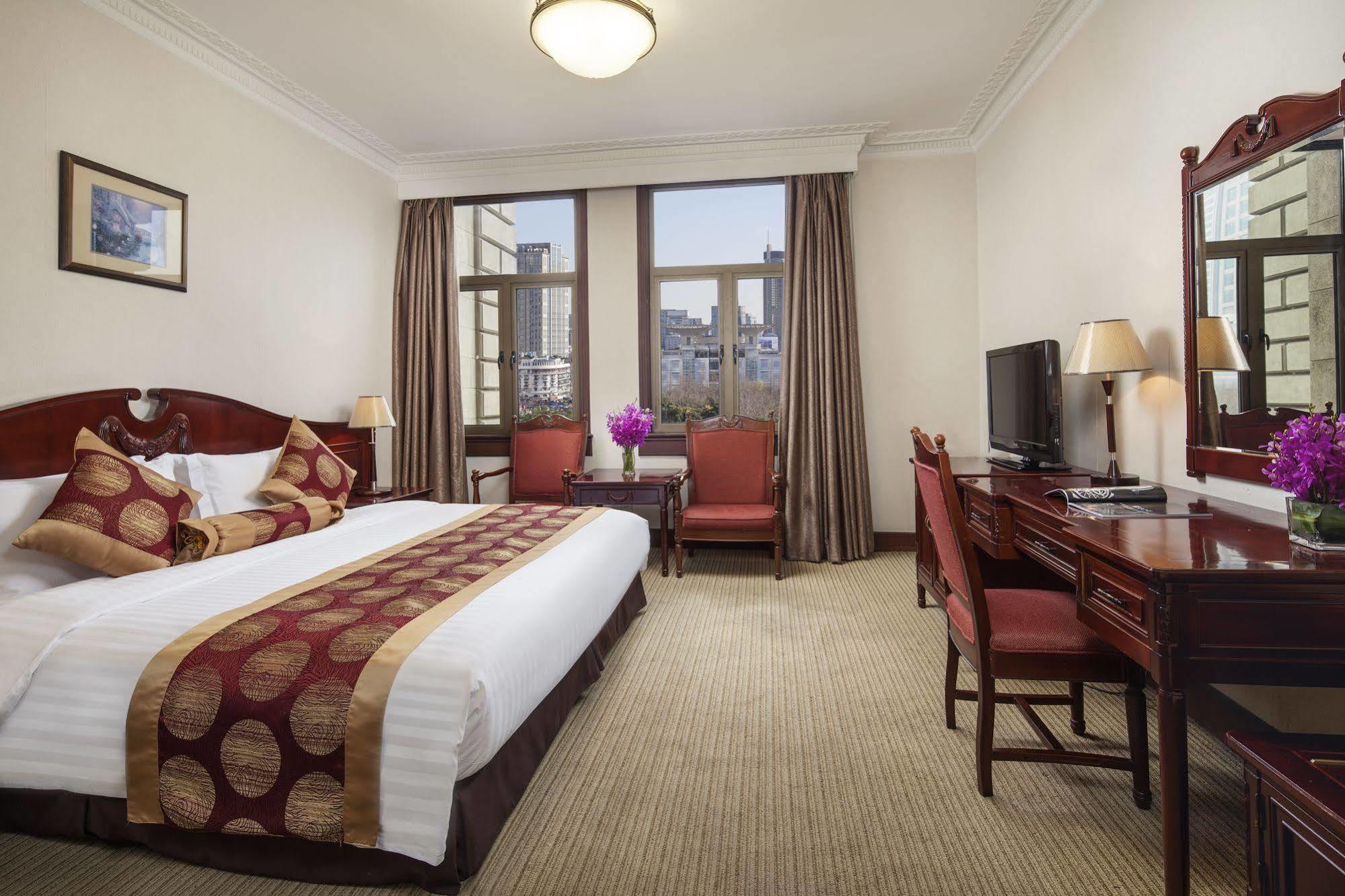 Jin Jiang Pacific Hotel Шанхай Экстерьер фото