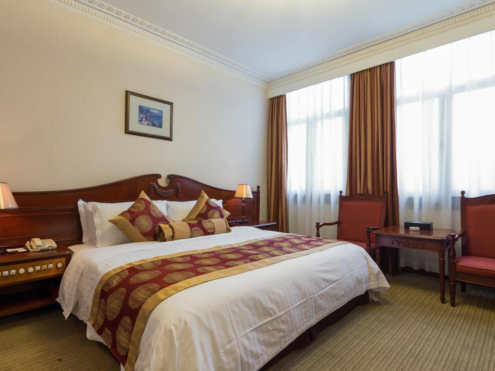 Jin Jiang Pacific Hotel Шанхай Экстерьер фото